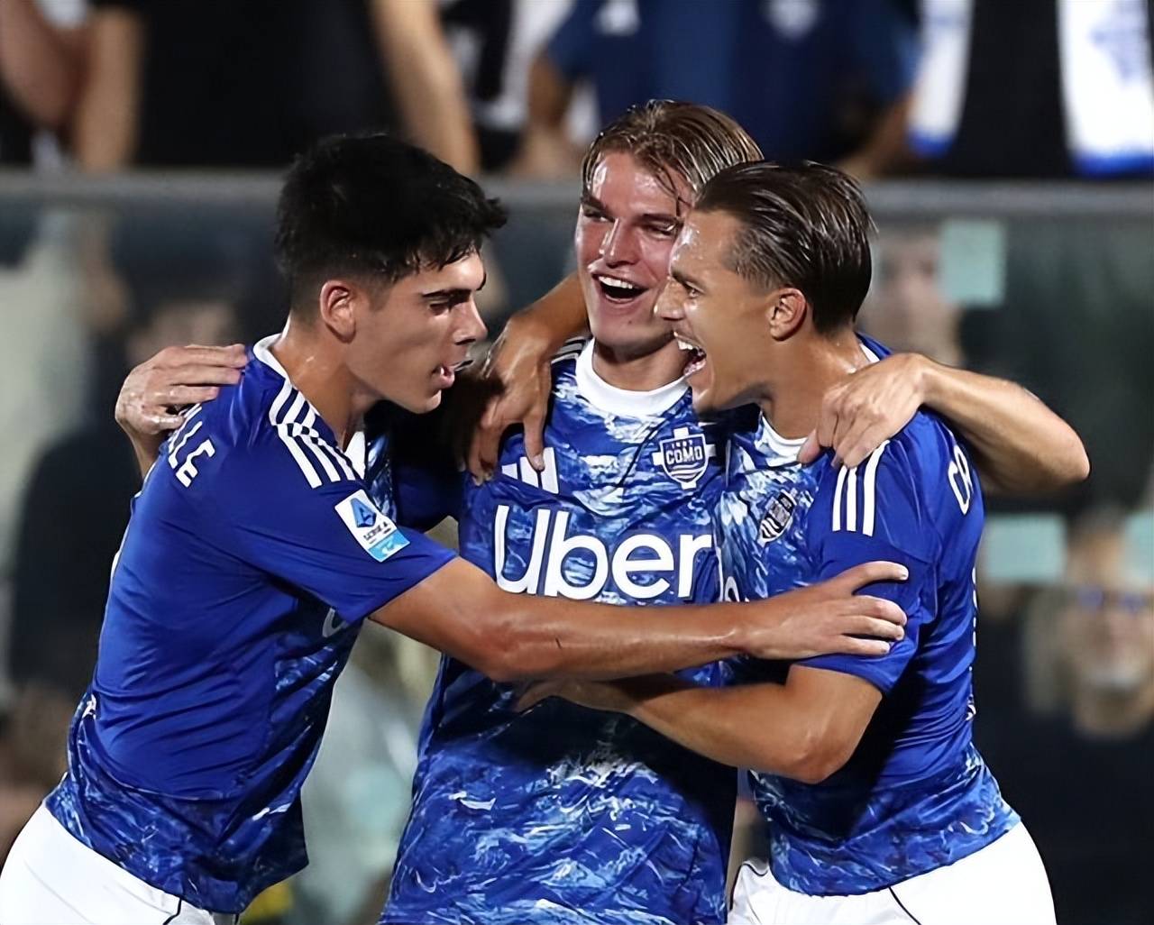 AYX SPORTS包含转会期皇家马德里外线爆发——意甲节点到来；震撼外界；年轻球员得到机会的词条